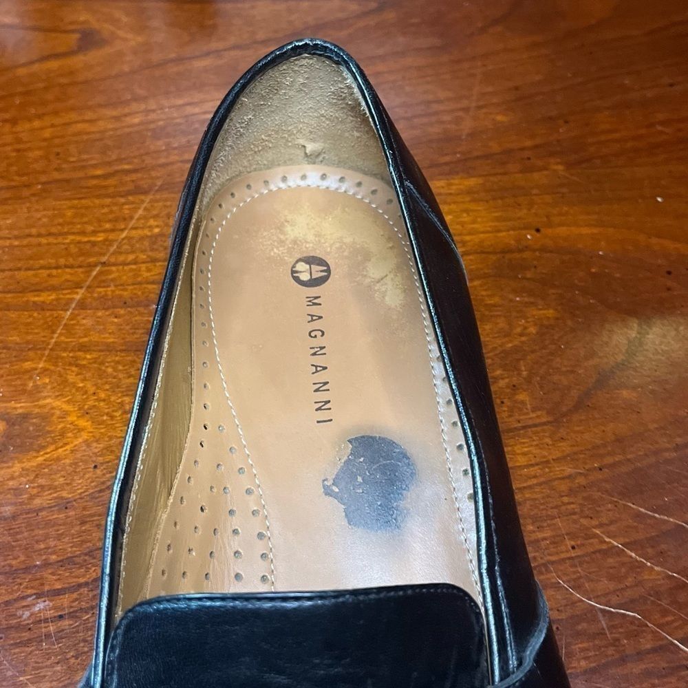 Magnanni Tassel Leather Loafers​​​ - Picture 7 of 13